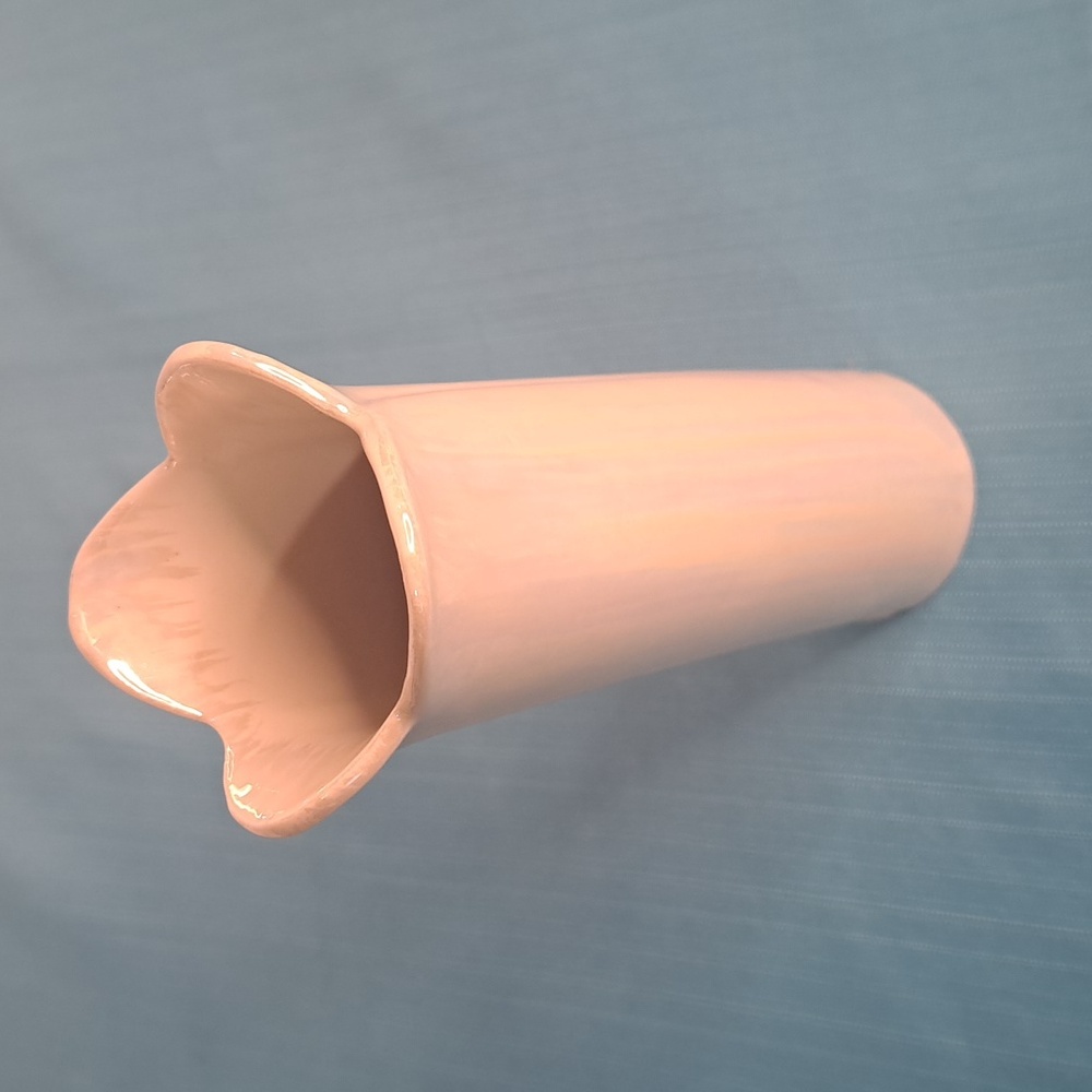 7" iridescent vase/decor